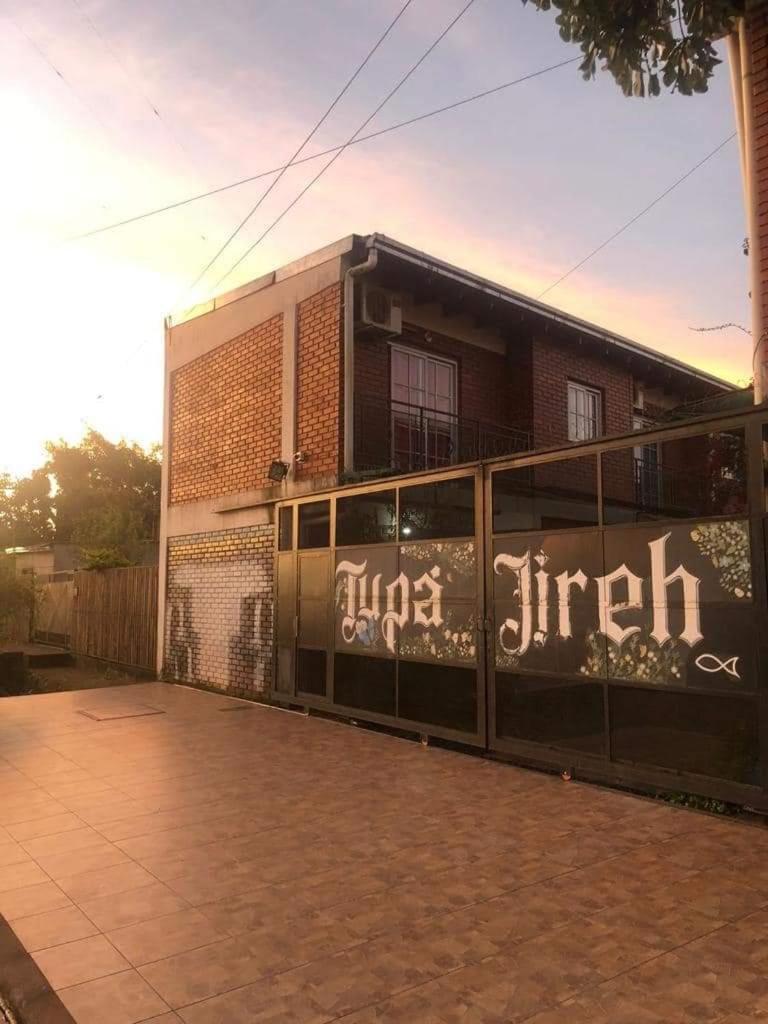 Tupã Jireh Vila Puerto Iguazú Exterior foto